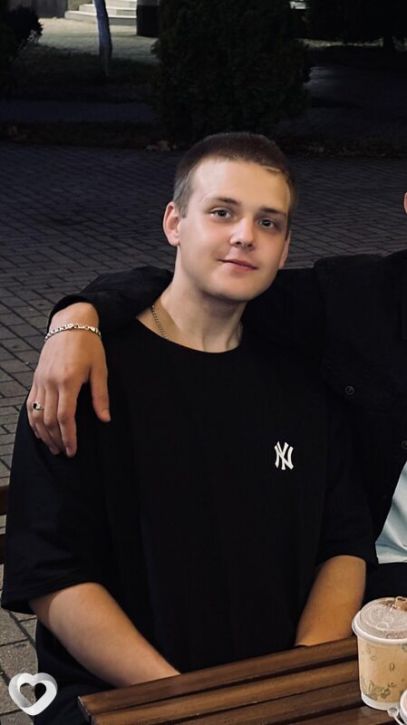 Владимир, 23, Белореченске — анкета №1498440
