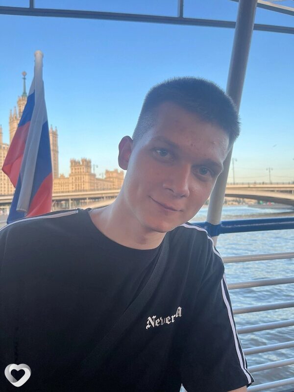Арсений, 22, Москве — анкета №1498490