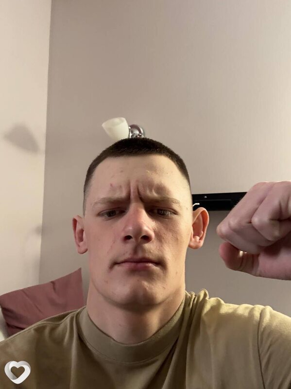 Дмитрий, 19, Новосибирске — анкета №1498933