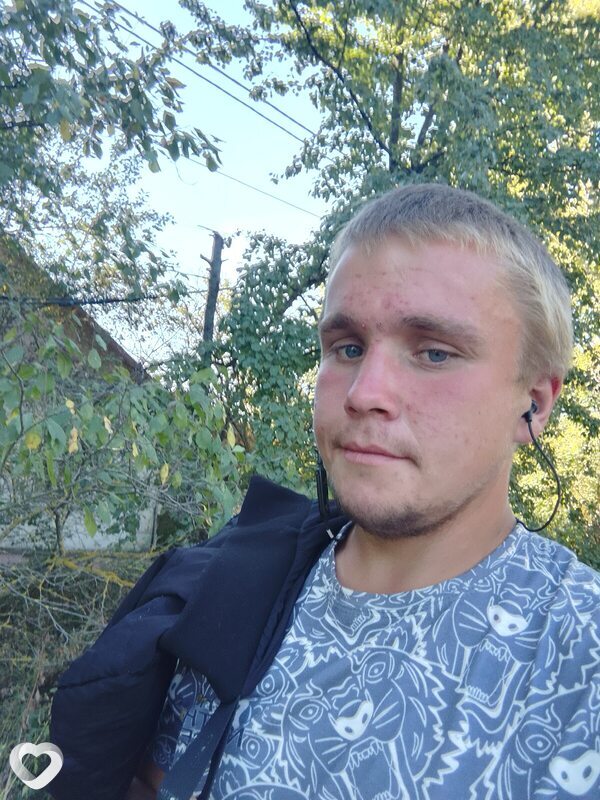 Антон, 24, Воскресенске — анкета №1499033