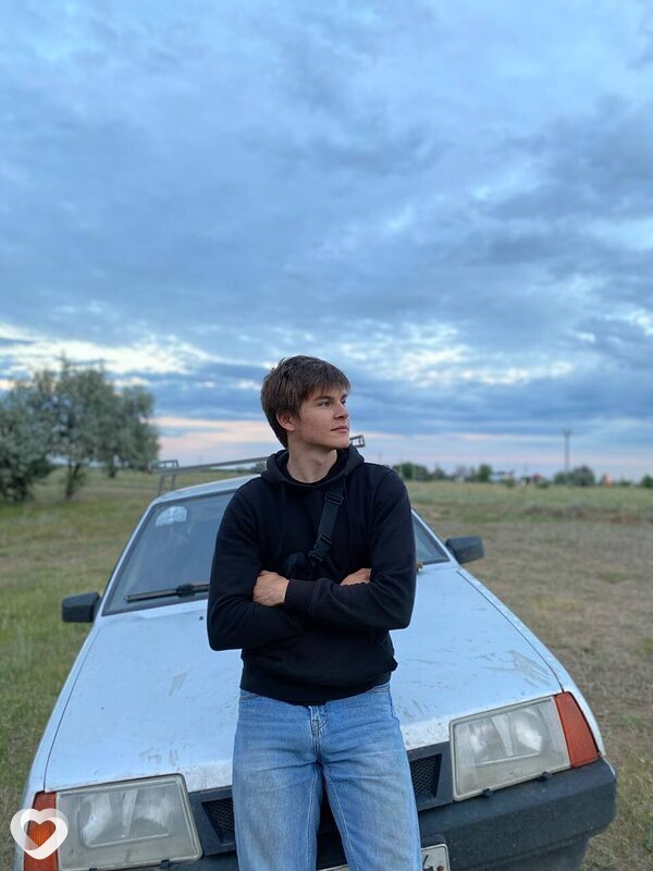 Александр, 22, Саратове — анкета №1499697