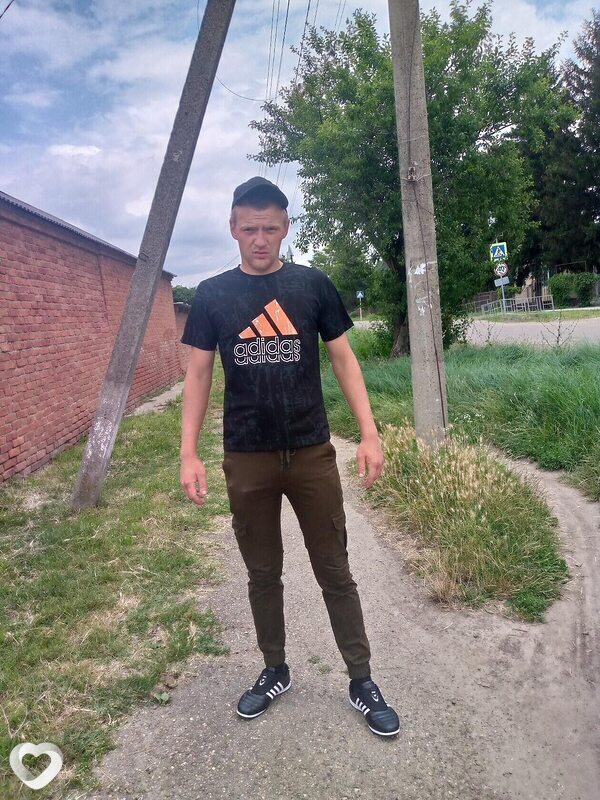 Артем, 27, Белореченске — анкета №1499802