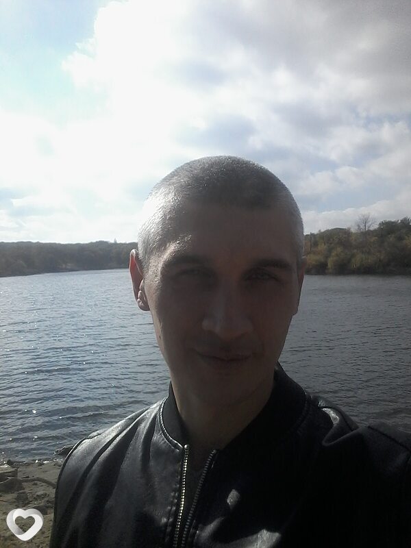 Кирилл, 36, Красном Луче — анкета №1499775