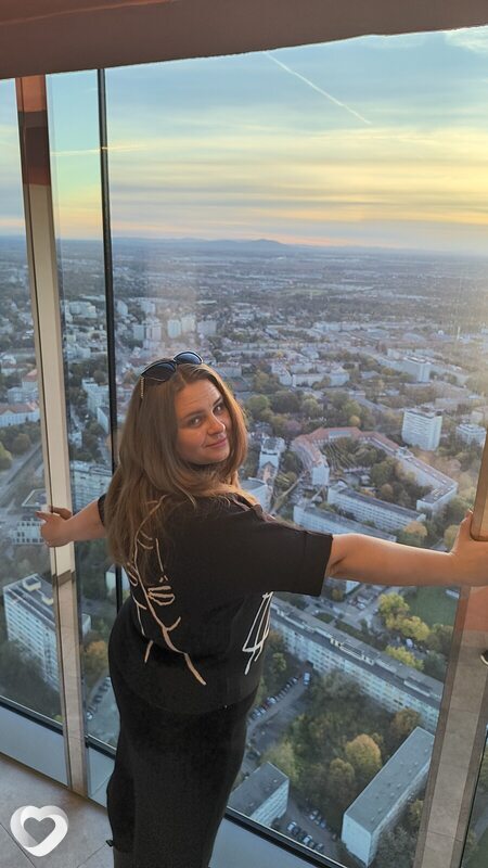 Viktoriia, 39, Вроцлав — анкета №1500280