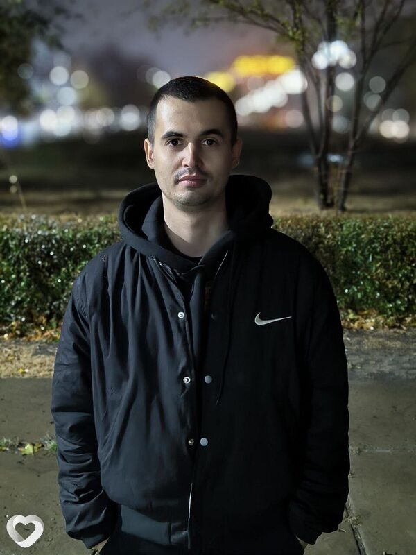 Максим, 31, Ялте — анкета №1501230