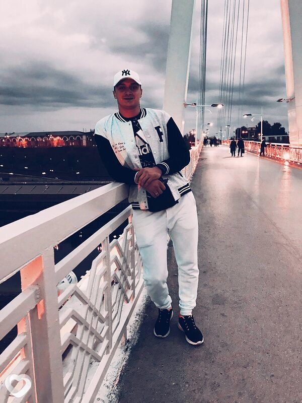 Александр, 26, Тюмени — анкета №1500813