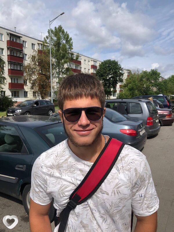 Артем, 20, Минске — анкета №1501531