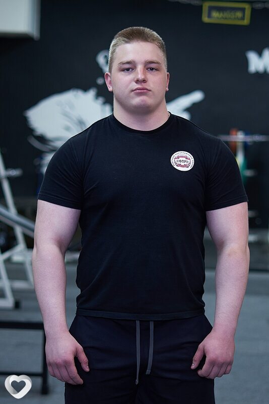 Кирилл, 21, Барнауле — анкета №1502255