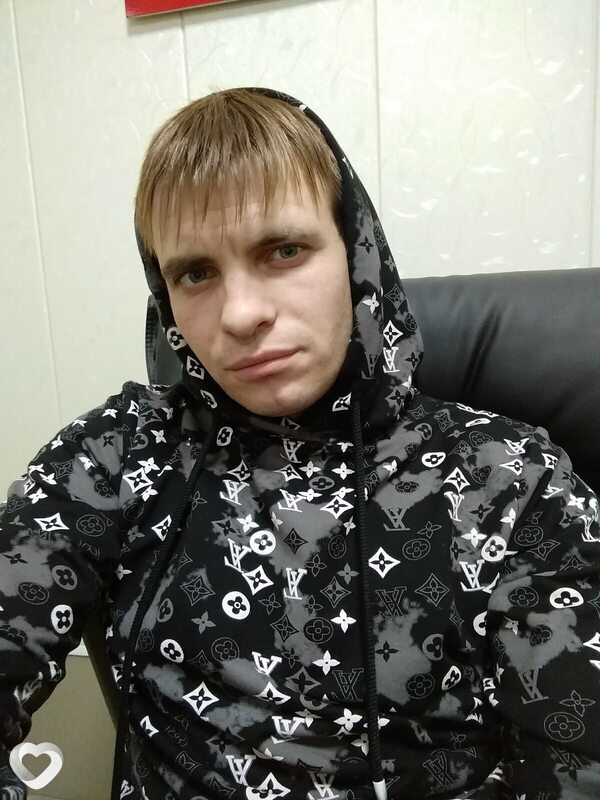 Максим, 29, Омске — анкета №1502641