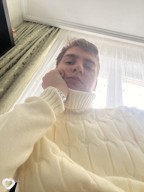Илья, 26, Москве — анкета №1503487