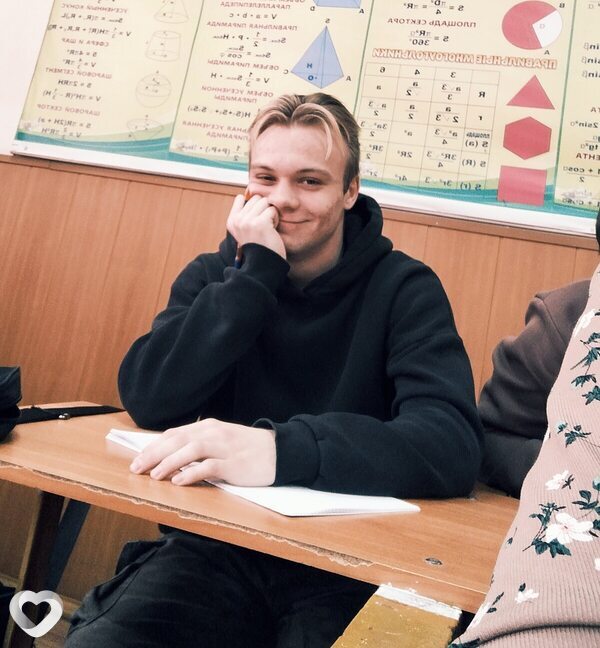 Данил, 20, Москве — анкета №1503637