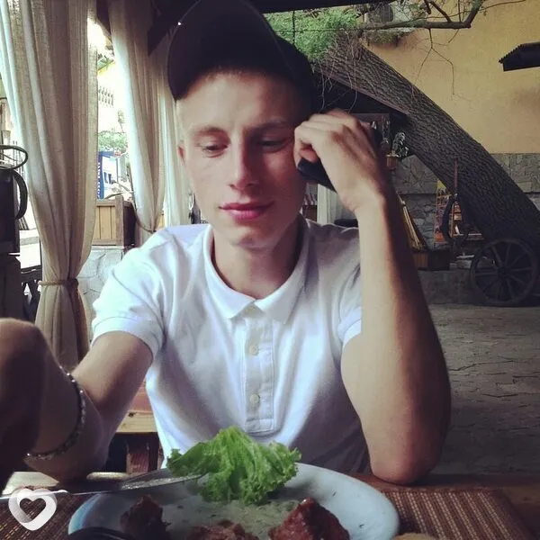 Александр, 30, Бийске — анкета №1503698