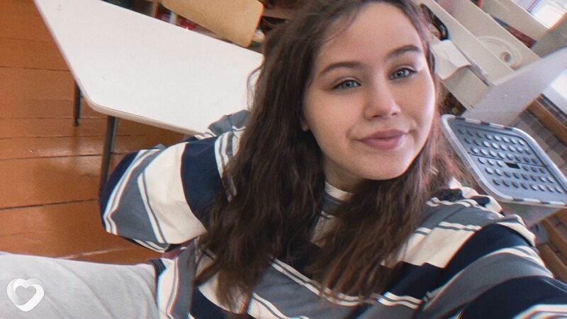 Алена, 23, Артемовском — анкета №1505489