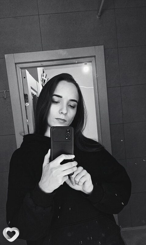 Оля, Автуры