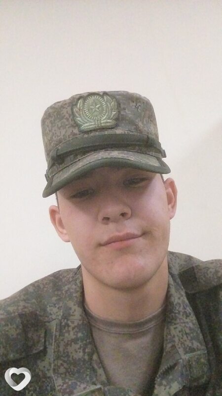 Дима, 20, Екатеринбурге — анкета №1506134