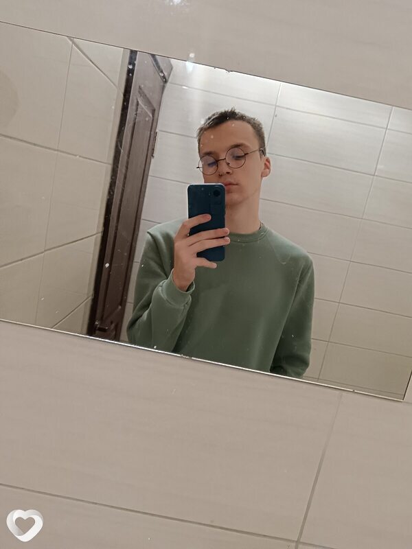 Женя, 22, Бресте — анкета №1507025