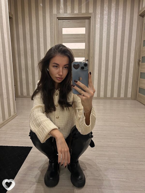 Юля, 29, Минске — анкета №1507092