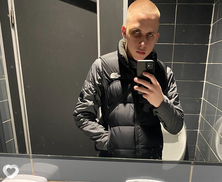 Стас, 20, Минске — анкета №1507424