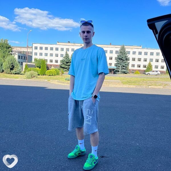 Игорь, 21, Бресте — анкета №1510165