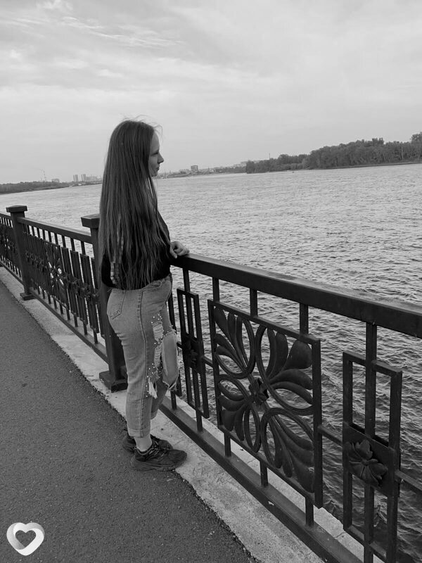 Алена, 23, Красноярске — анкета №1512567