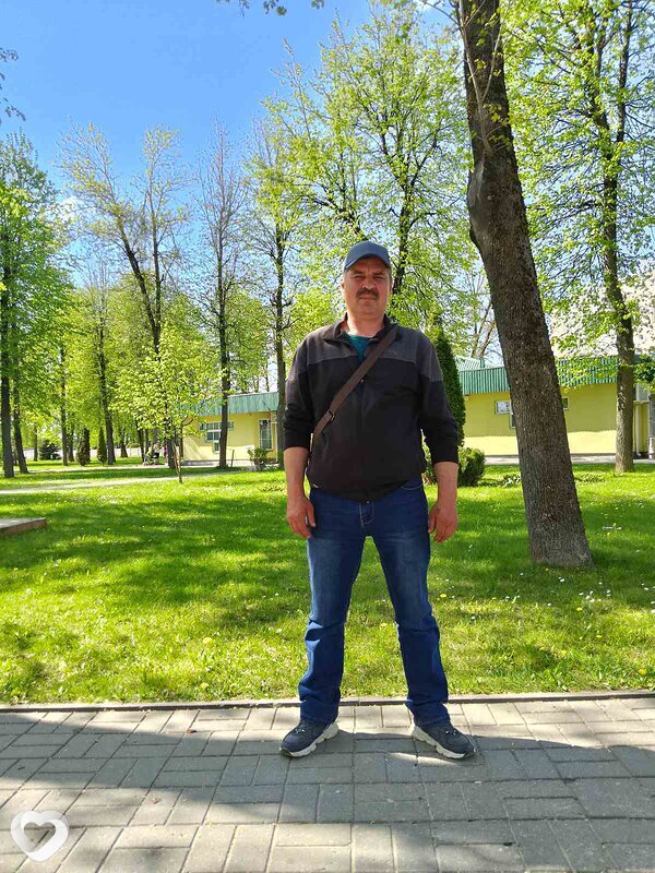 Геннадий, Островец