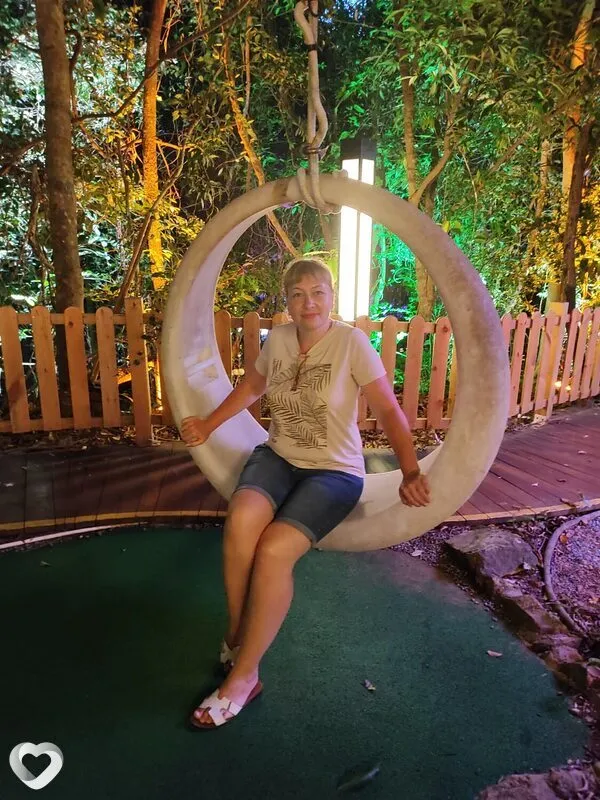 Юля, 38, Бийске — анкета №1514496