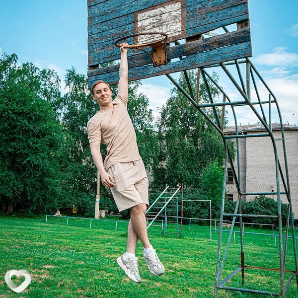 Вадим, 21, Барнауле — анкета №1514341