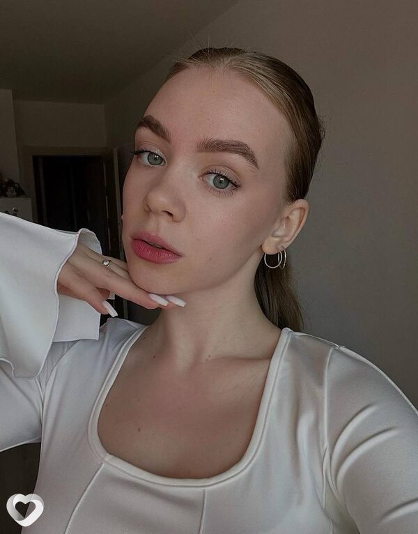 Арина, 23, Москве — анкета №1514890