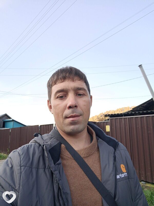 Андрей, 39, Горно-Алтайске — анкета №1515133