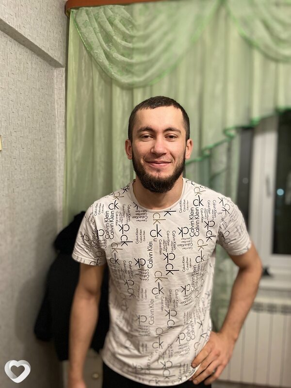 Aziz, 32, Омске — анкета №1515498