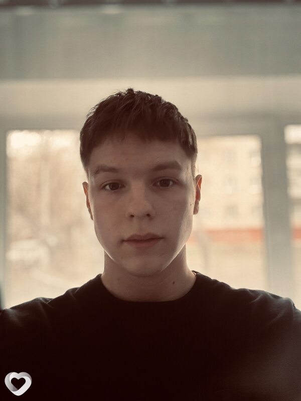 Александр, 21, Томске — анкета №1518522