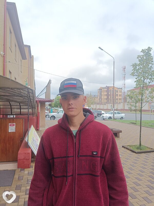 Алексей, 21, Новороссийске — анкета №1521262