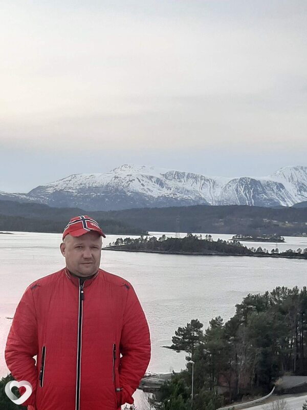Михаил, 41, Минске — анкета №1522921