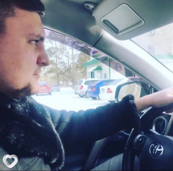 Oleg, 31, Вольске — анкета №1523165