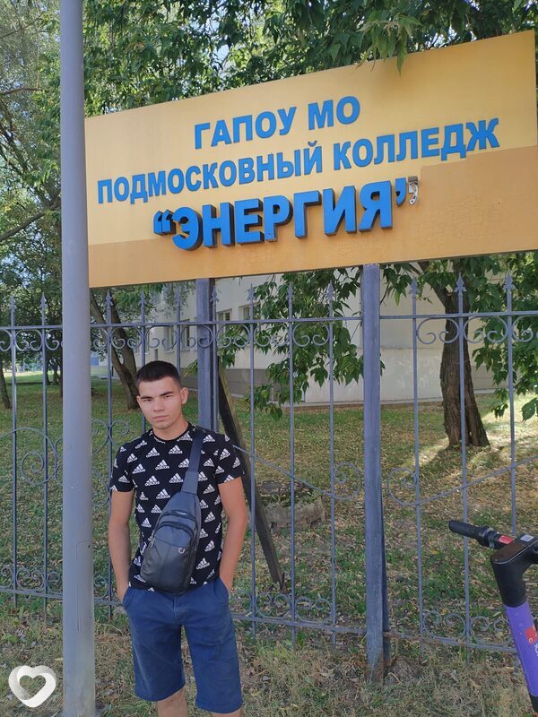 Никита, 19, Москве — анкета №1522876