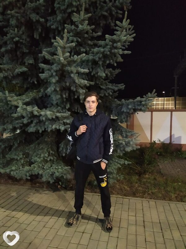 Андрей, 23, Гомеле — анкета №1524197