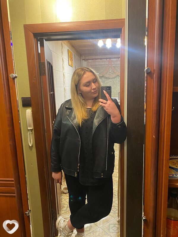 Лина, 25, Санкт-Петербурге — анкета №1524785
