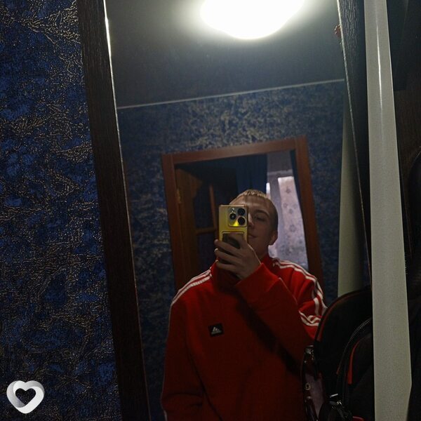 Даня, 19, Екатеринбурге — анкета №1525660