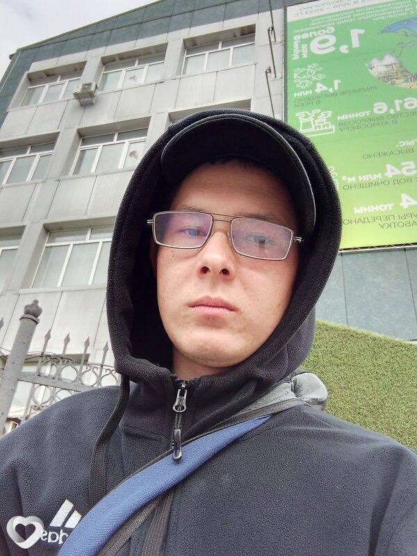 Серегей, 24, Кемерове — анкета №1526028