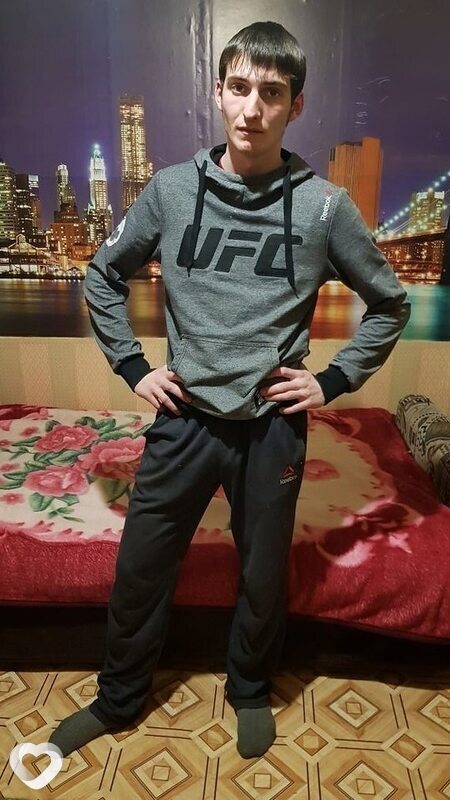 Артем, 26, Шелехове — анкета №1525798