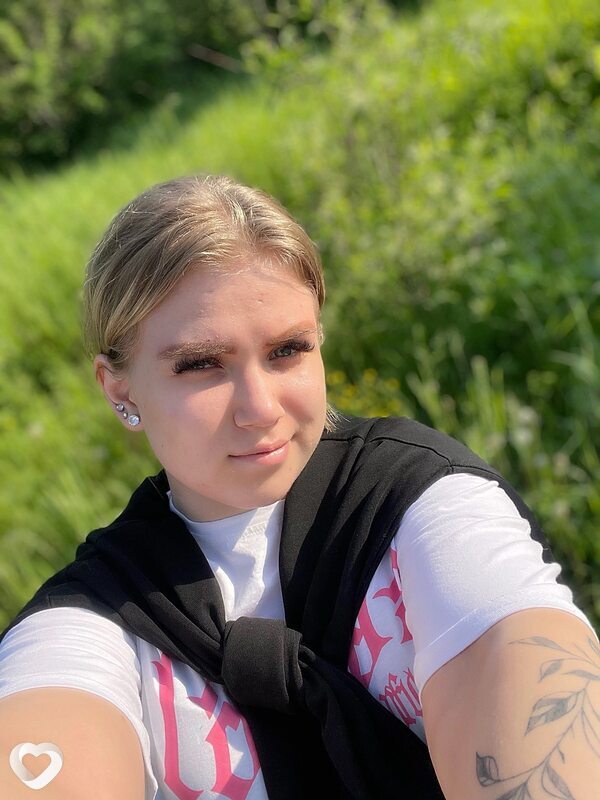 Алина, 22, Красноярске — анкета №1527686