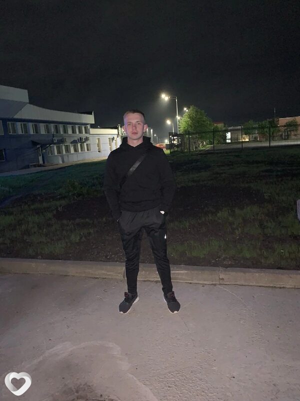 Дима, 27, Белове — анкета №1527609