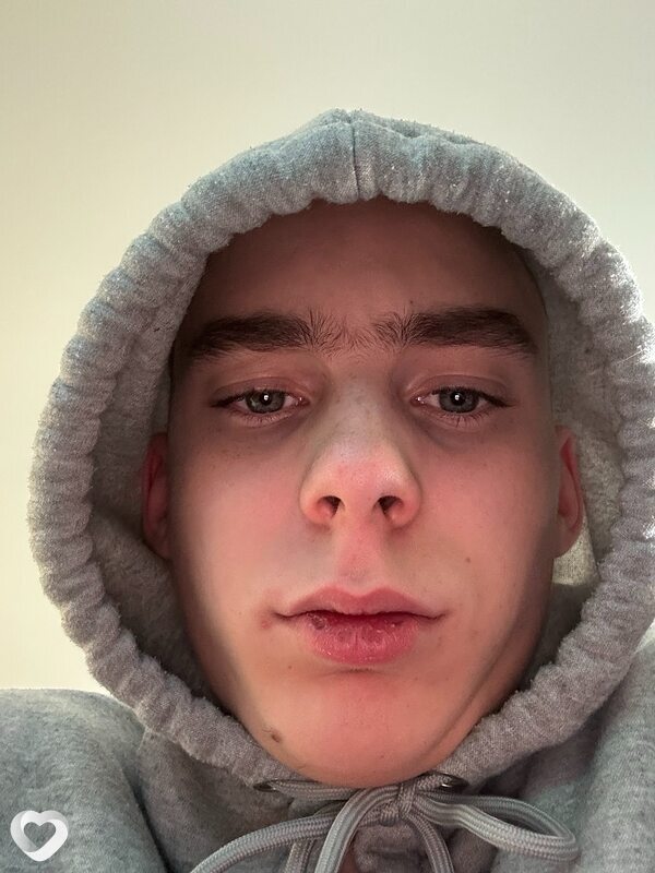 Динис, 20, Оренбурге — анкета №1528311