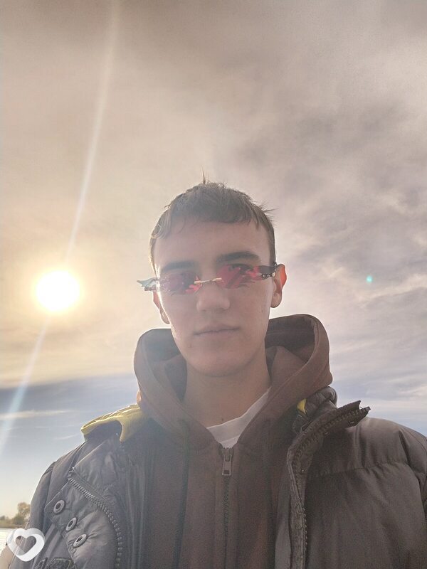 Юрий, 20, Саратове — анкета №1530113