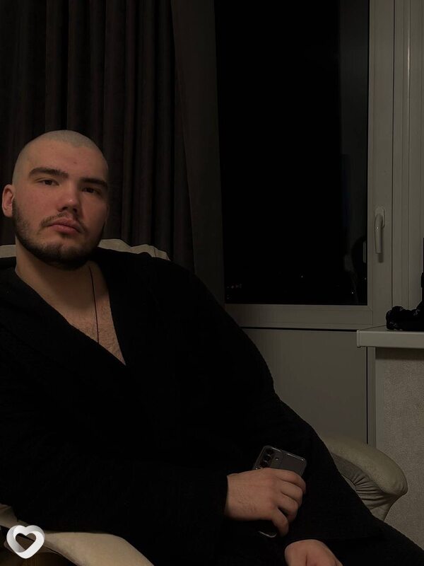 Денис, 23, Москве — анкета №1531192