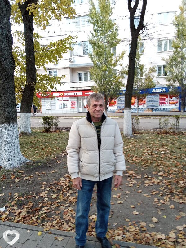 Юрий Бондарев, Обоянь