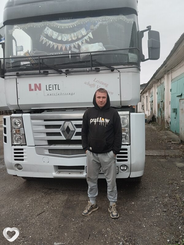Александр, 37, Уссурийске — анкета №1531650