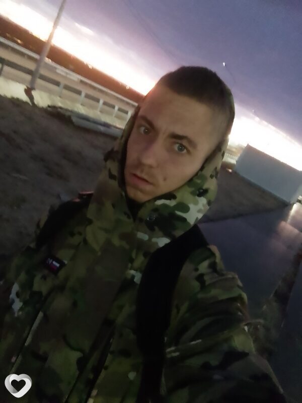 Алексей, 21, Благовещенске — анкета №1532085