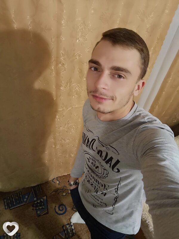 Анатолий, 30, Крымске — анкета №1532879