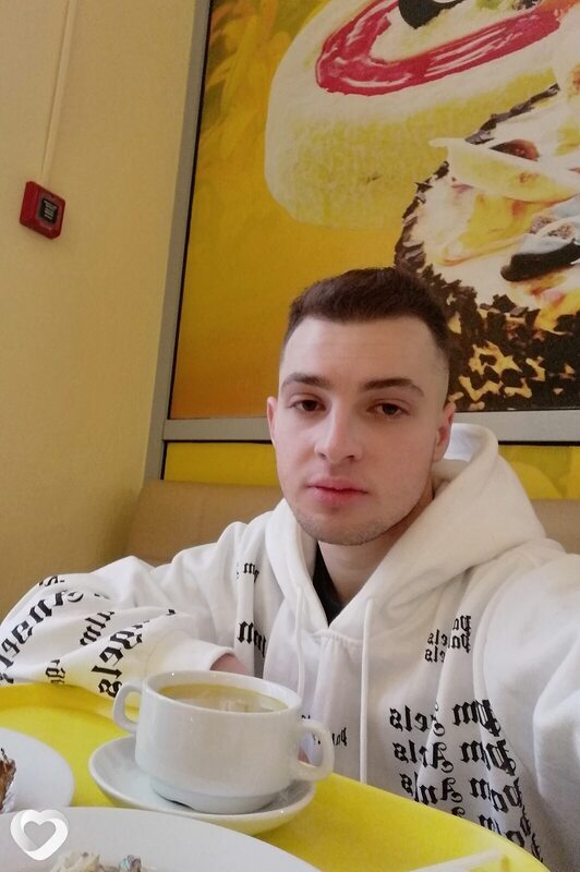 Артем, 27, Саратове — анкета №1533715